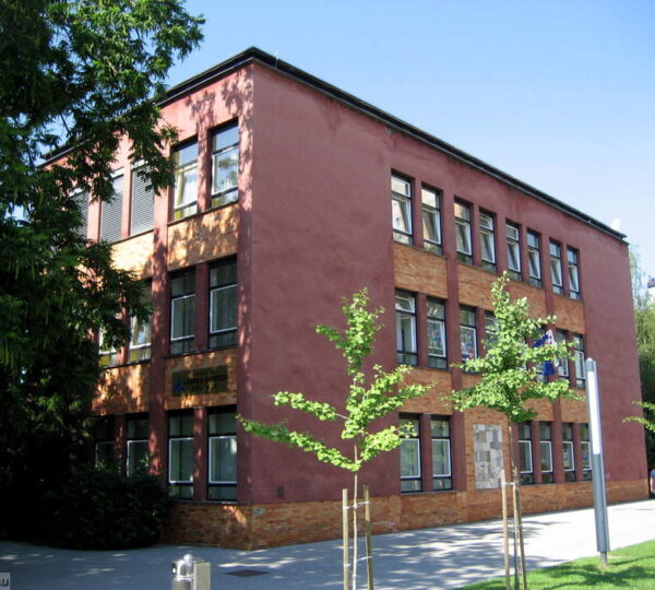 Vpisi v novo šolsko leto se pričenjajo