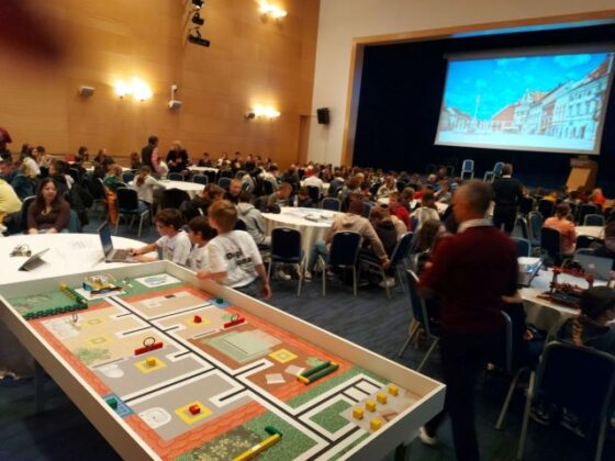 Digi junaki Ljudske univerze Velenje na Festivalu digitalnih spretnosti