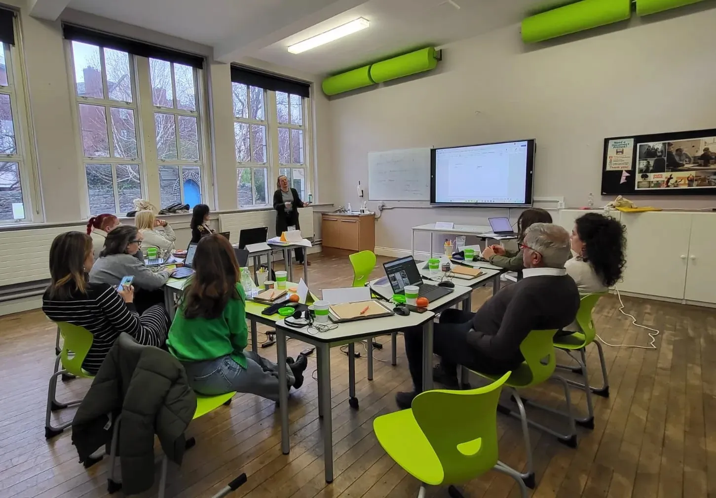 Ustvarjalna IKT podpora za vključujoče učenje