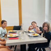 IMG-4d96561eb03d84f29c18cf865b57b411-V